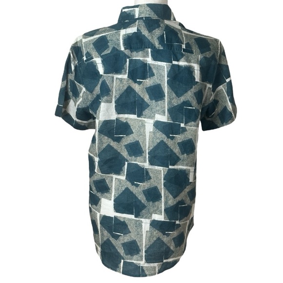 Perry Ellis Linen Blend Geo Print Short Sleeve Button Down Shirt NWT - Picture 2 of 2